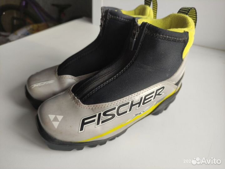 Лыжные ботинки fischer детские