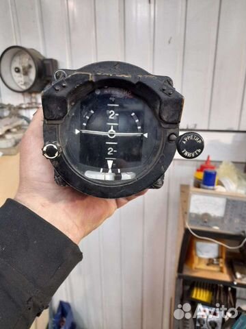 Прибор для дельтопланатип агк-47В 36В 400гц