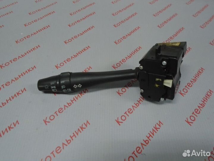 Nissan 25540-2F500 Переключатель фар с птф