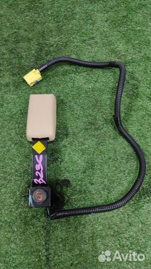 Замок ремня безопасности передний правый Subaru T