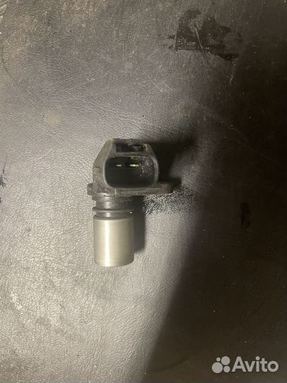 Датчик коленвала Volvo C30, S40, S60, S80,V70,XC90