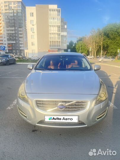 Volvo S60 2.0 AT, 2010, 267 320 км