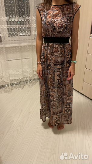 Платье вечернее