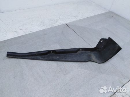 Пыльник крыла переднего