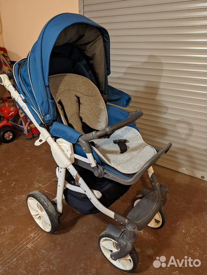 Коляска детская Roan Bass 2в1