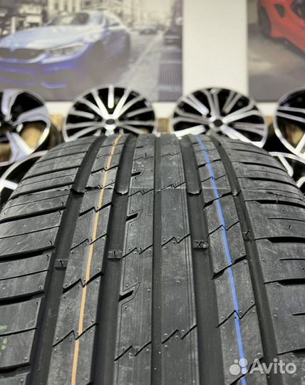 Tracmax X-Privilo RS01+ 265/35 R22 102Y