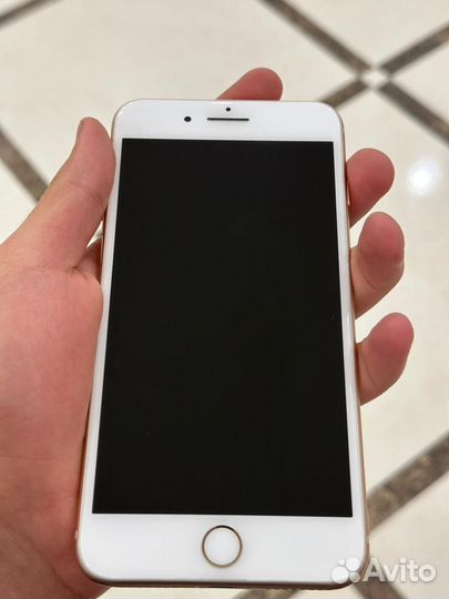 iPhone 8 Plus, 64 ГБ