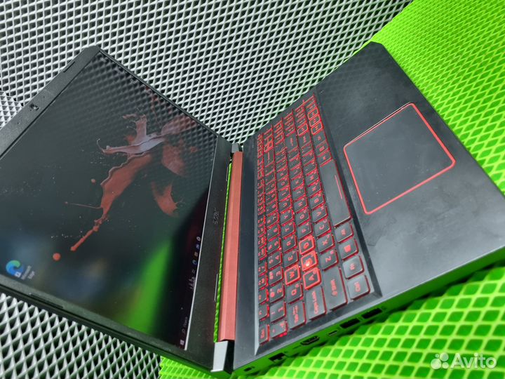 Игровой Ноутбук Acer Nitro i5 7*/8/SSD/GTX 1050
