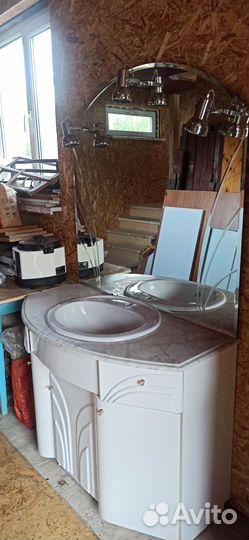 Раковина в ванную с тумбой и зеркалом бу