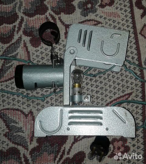 Диапроектор(фильмоскоп) Танк и диафильмы