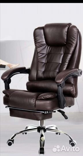 Hoвое компьютерное кресло с мaccaжёpoм