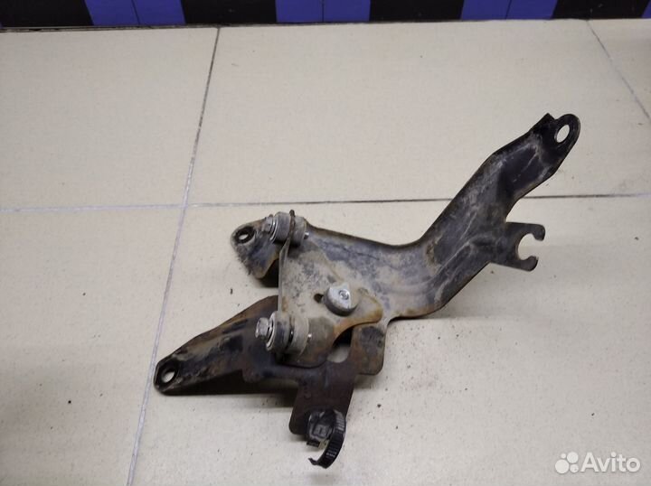 Кронштейн блока ABS (насос) Pajero/Montero Sport