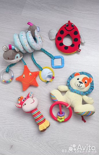 Игрушки погремушки мягкие
