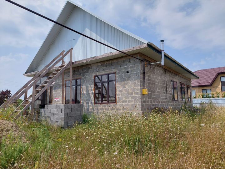 Дом 190 м² на участке 9 сот.