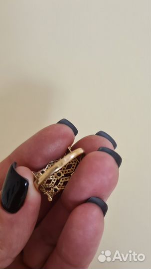 Золотые серьги