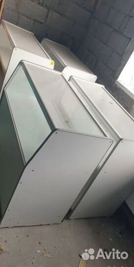 Стеклянная витрина б/у