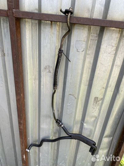 Напорный шланг соедин рул упр и модуль SL 55 AMG