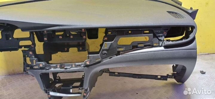 Панель передняя салона (торпедо) Buick Encore rest