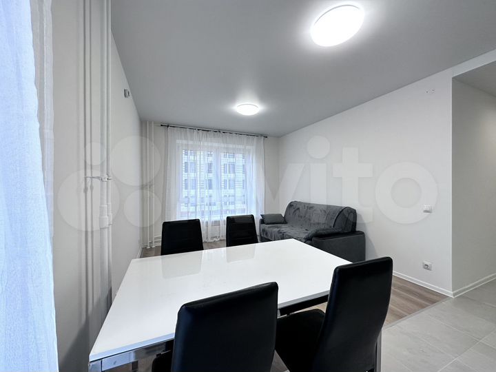 2-к. квартира, 60 м², 8/22 эт.