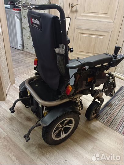 Инвалидная коляска с электроприводом Pulse 210