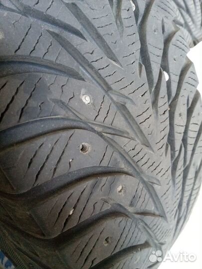 Yokohama Ice Guard Stud IG55 215/60 R17