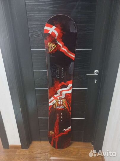 Сноуборд Black Fire palaSin
