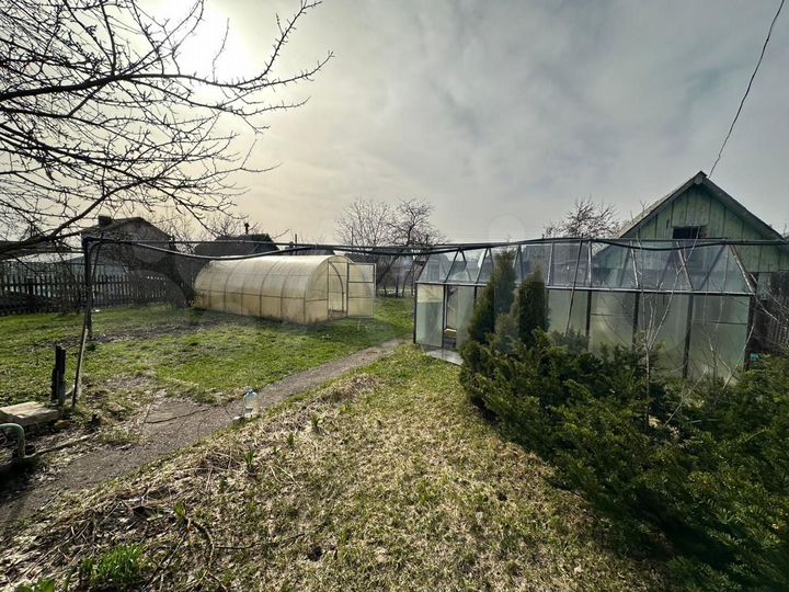 Дача 20 м² на участке 6 сот.