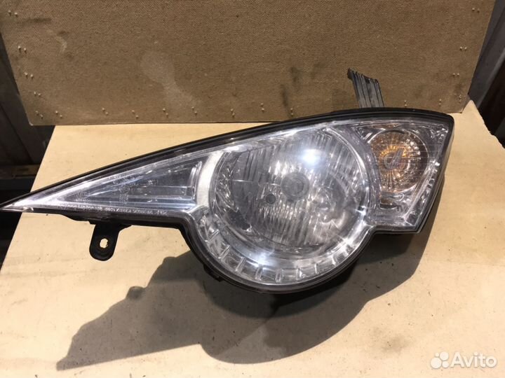 Фара левая для Ssang Yong Actyon Sport 2006-2012