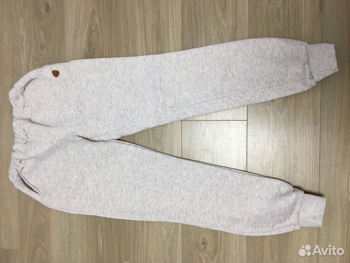 Спортивный костюм женский