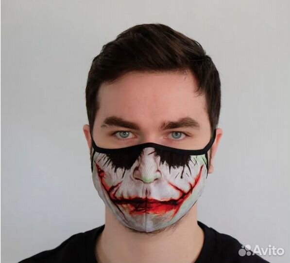 Защитная маска многоразовая