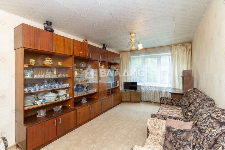 2-к. квартира, 52 м², 1/5 эт.