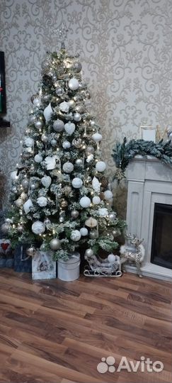 Елка искусственная