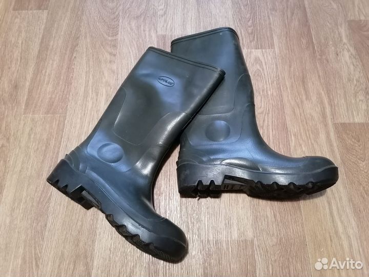 Сапоги резиновые