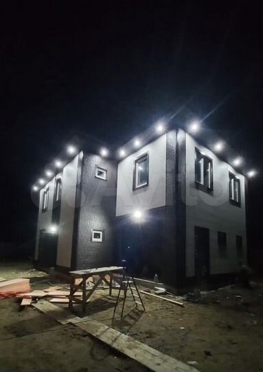 Дом 183,6 м² на участке 7,5 сот.