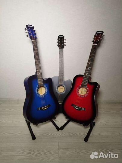 Акустическая гитара
