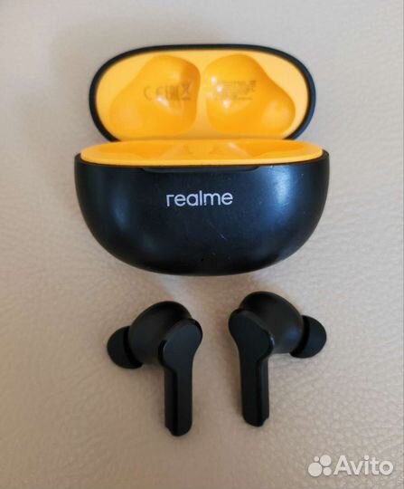 Беспроводные наушники realme Buds T100