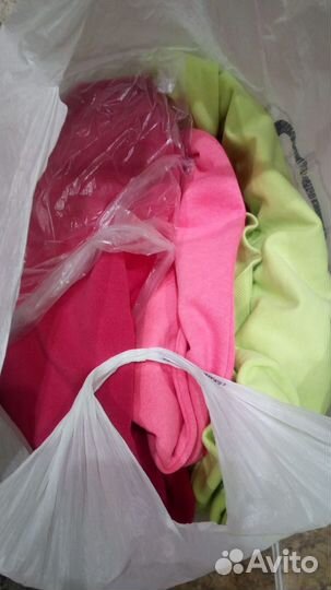 Одежда женская в ассортименте