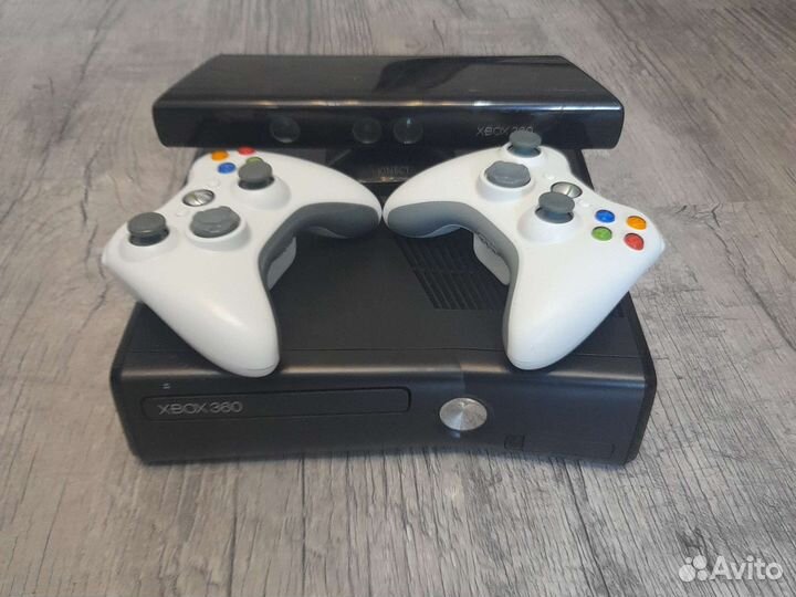 Xbox 360 slim прошитый freeboot +30игр