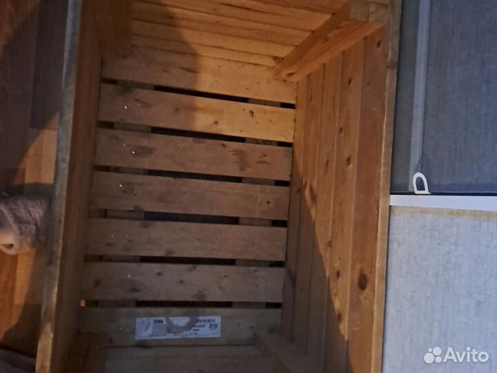 Ящик деревянный для хранения на колесиках