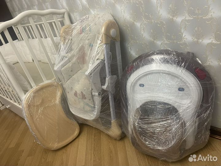 Коляска ходунок и стульчик для кормления