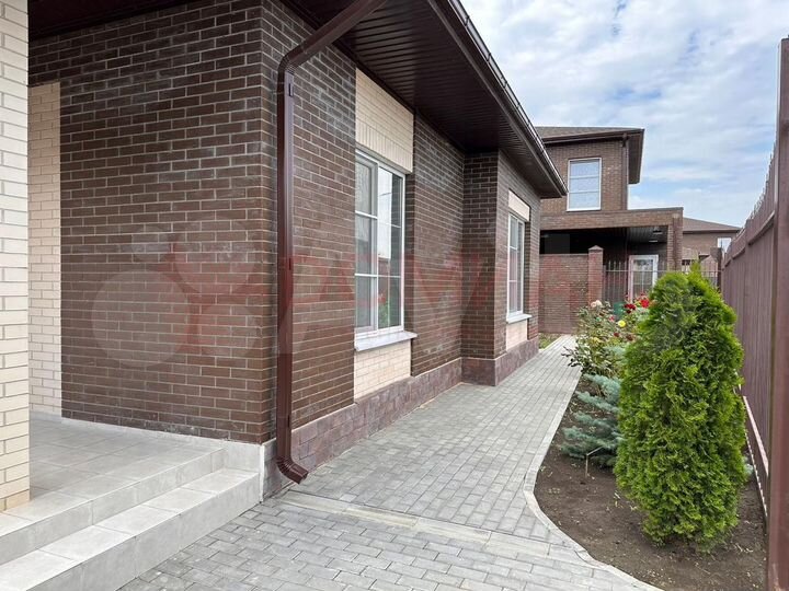 Дом 100 м² на участке 5 сот.