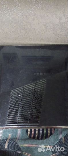 Xbox 360 slim freeboot 120гигабайт