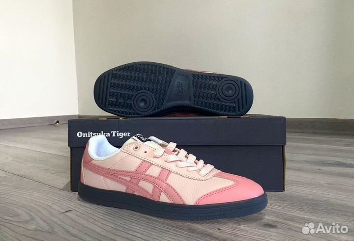 Кроссовки женские asics onitsuka tiger tokuten