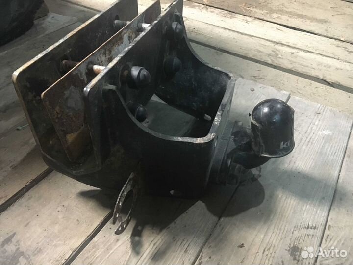 Прицепное устройство, фаркоп hilux