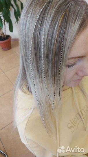 Наращивание перьев в волосы