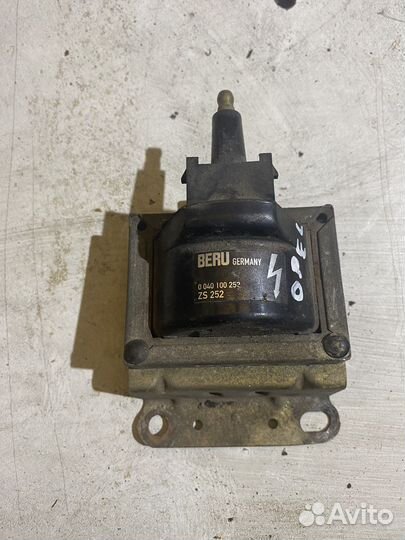 Катушка зажигания Opel Kadett E