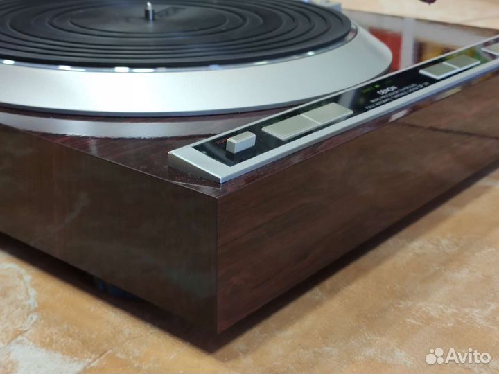 Виниловый проигрыватель. Denon DP-37F