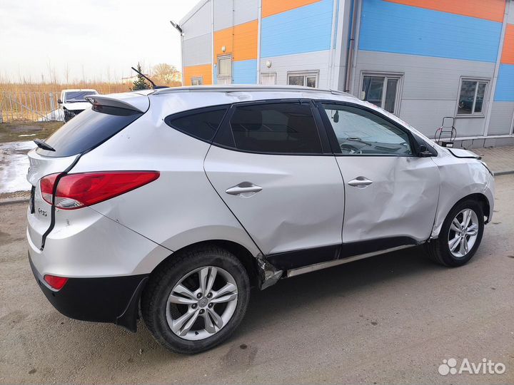 Hyundai ix35 2.0 AT, 2013, битый, 124 588 км