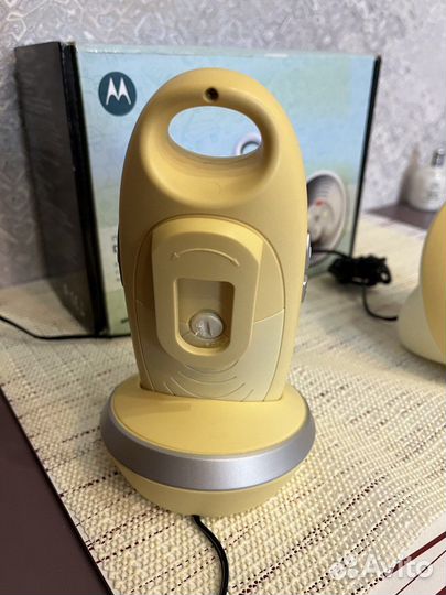 Продам б/у радионяню Motorola MBP 15