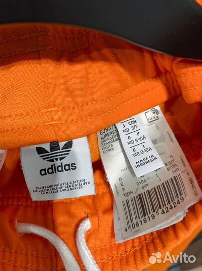 Спортивные штаны adidas 140